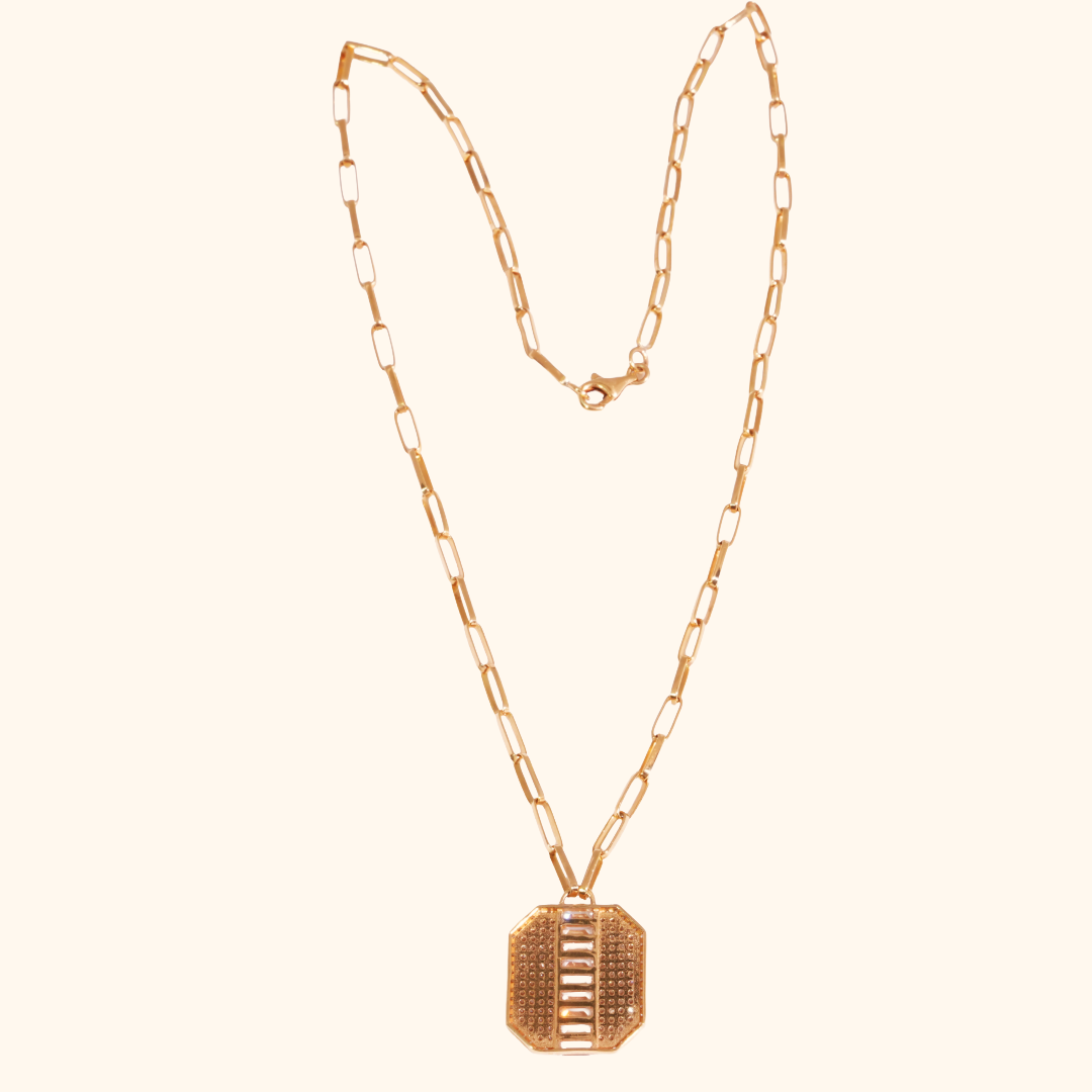 Collier Femme avec Pendentif Géométrique Ajouré – Chaîne Élégante Dorée