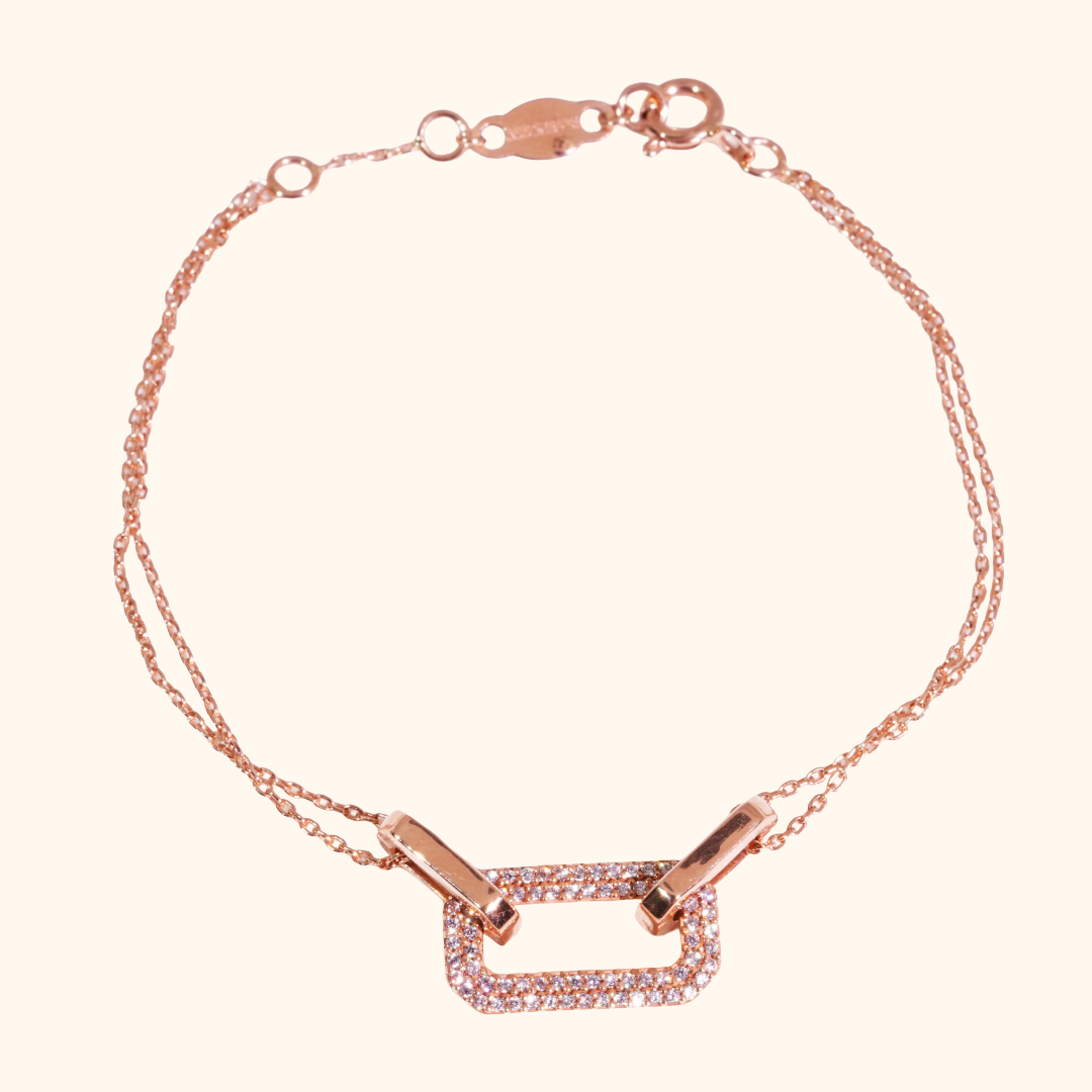 Gourmette Femme Double Chaîne avec Motif Rectangulaire Pavé – Finition Dorée Rosée