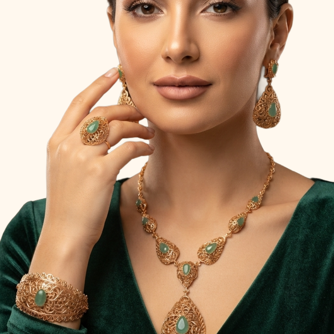 Parure Traditionnelle en Or Rose 18 Carats – Ensemble Joaillerie Femme avec Collier, Boucles d’Oreilles et Bague
