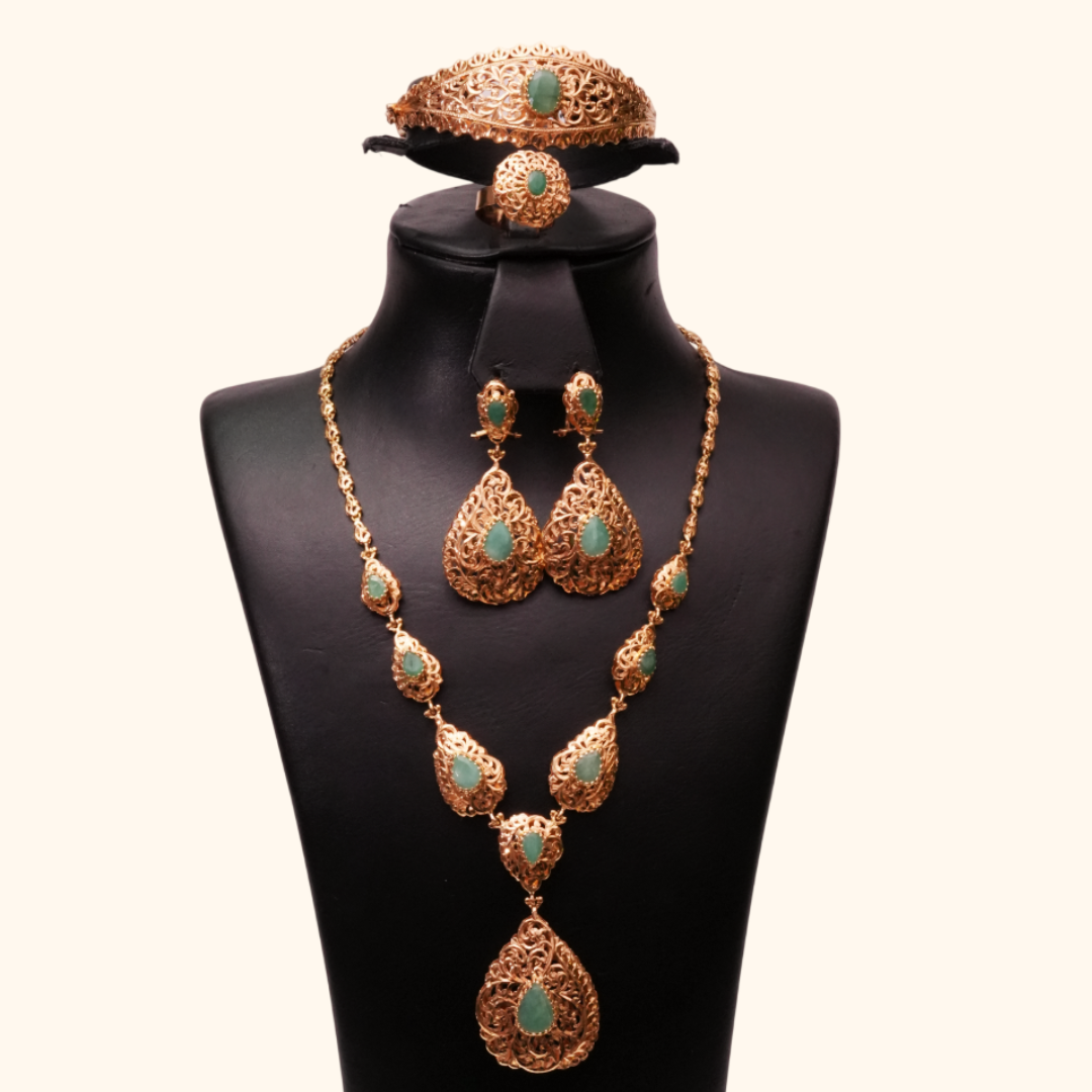 Parure Traditionnelle en Or Rose 18 Carats – Ensemble Joaillerie Femme avec Collier, Boucles d’Oreilles et Bague