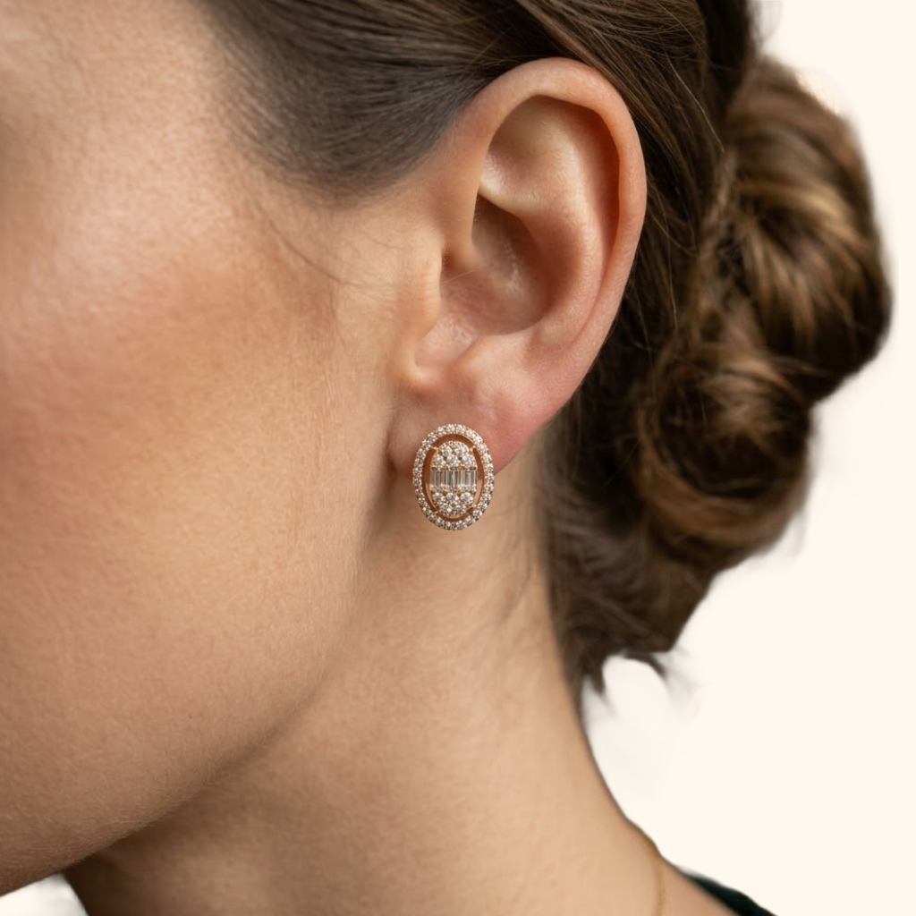 Boucles d’Oreilles Femme en Or Jaune 18K avec Oxyde de Zirconium Premium – Design Pavé Élégant