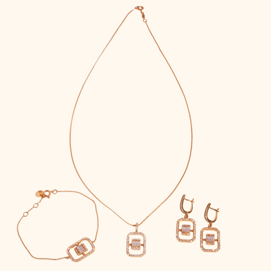 Parure Femme Or Jaune 18 Carats avec Zirconium Premium – Collier, Bracelet et Boucles d’Oreilles Élégants